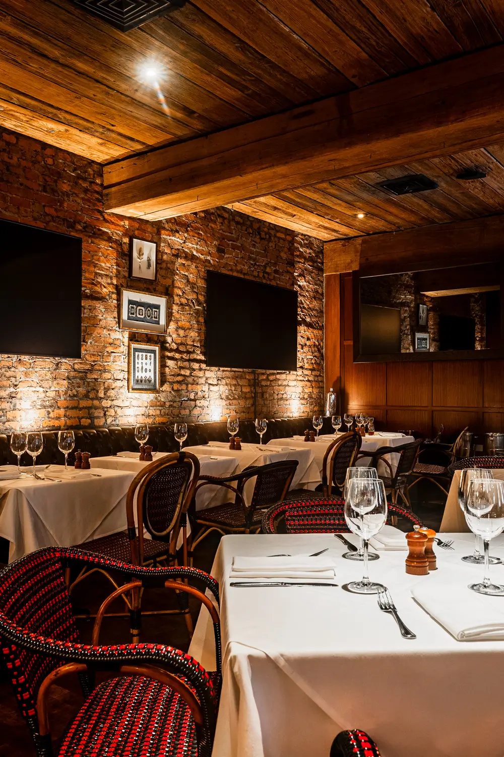 The Dining Experience in Manhattan